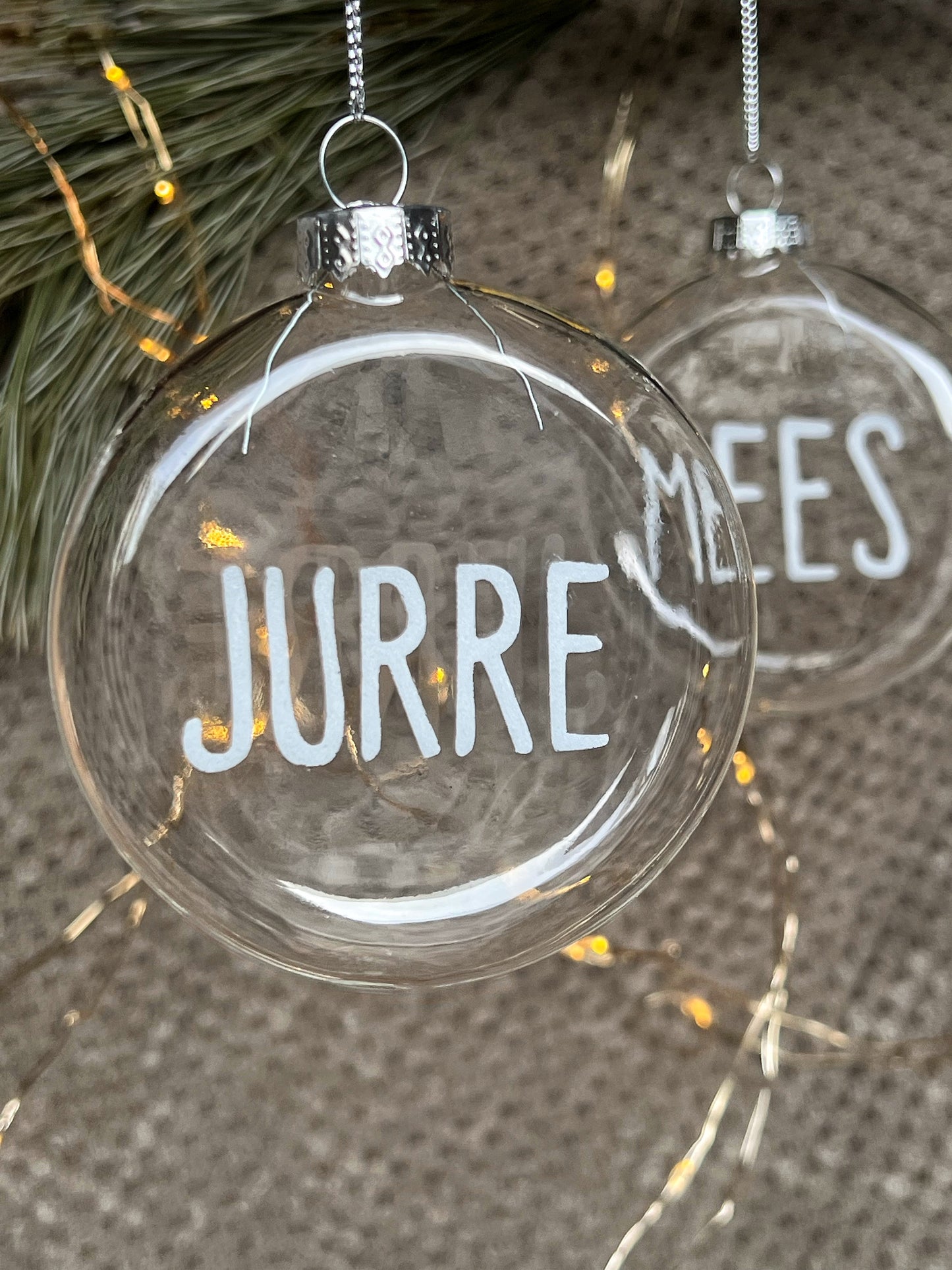 Gepersonaliseerde glazen kerstbal